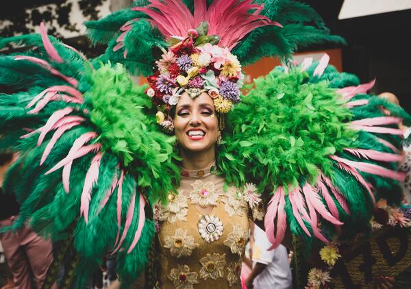 Tire fotos de carnaval em casa