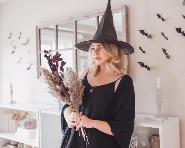 5 poses fáceis para fotos de Halloween