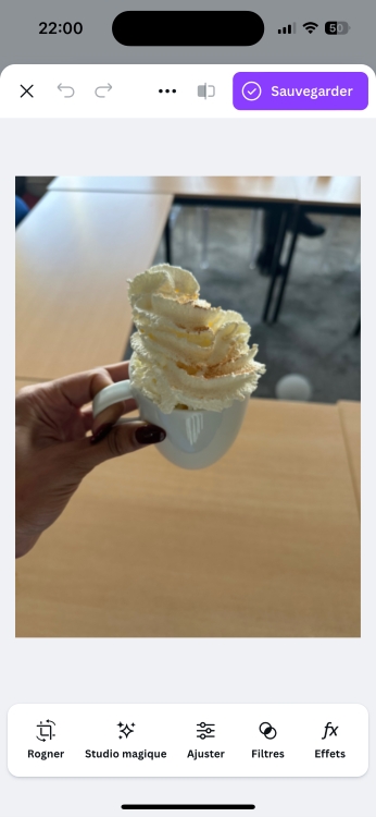 blur background - screenshot cup before canva