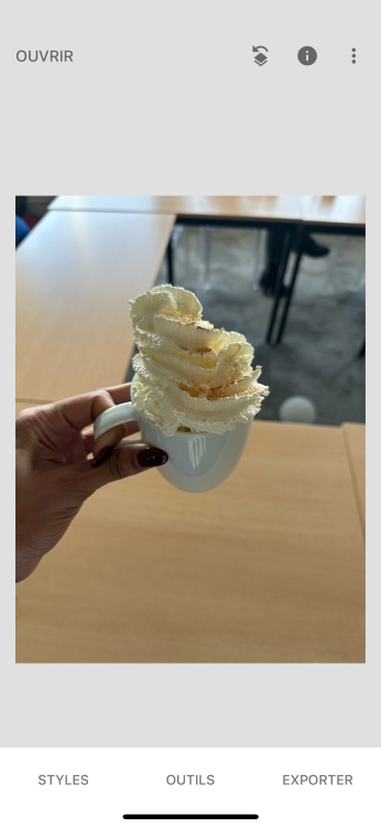 blur background - screenshot cup before snapseed