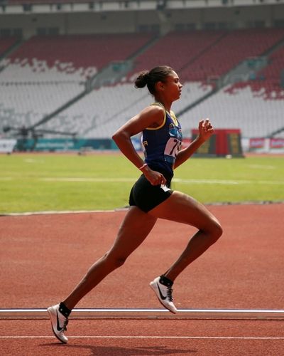 remove watermark - running woman after