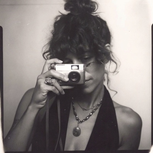 Photo Booth effect - poses The Fake Selfie