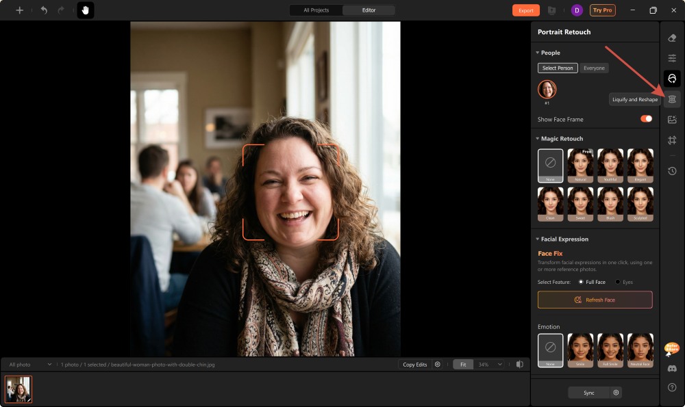 Airbrush Studio Screenshot EN - slim face liquify and reshape